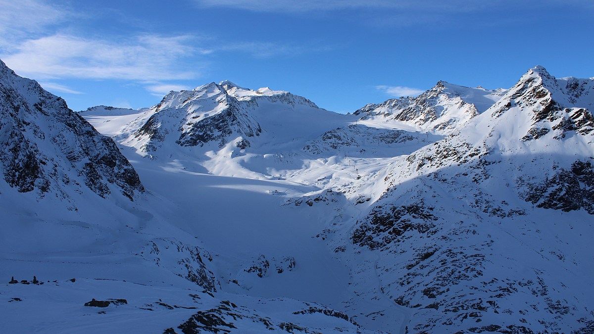 Braunschweiger Hütte - Blick zum Mittelbergferner und zur Wildspitze ...